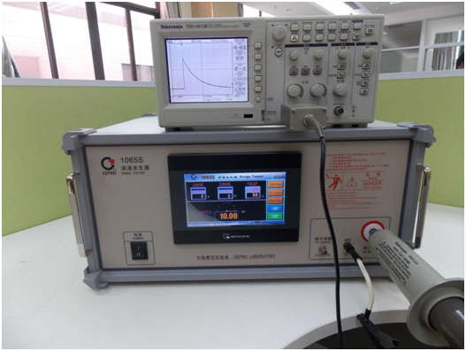 1065S 型浪涌发生器电压参数校准连接图